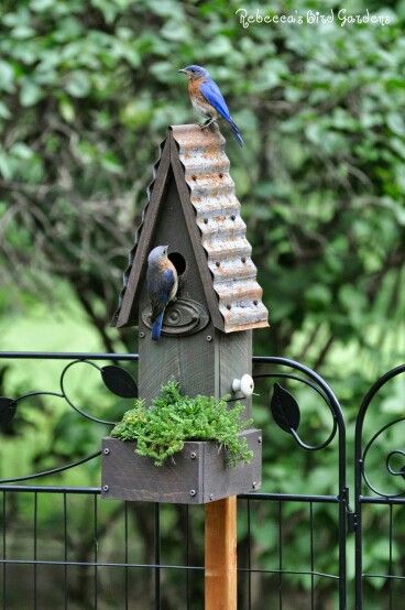 Birdhouse made of wood