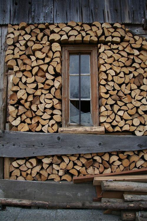 How to stack firewood