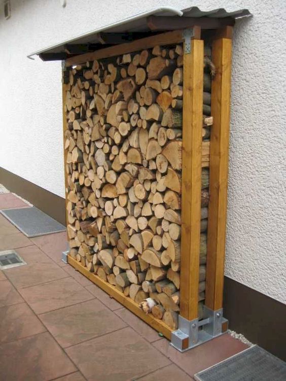 How to stack firewood