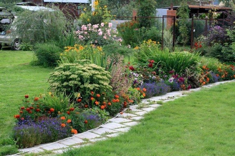 Flower bed design