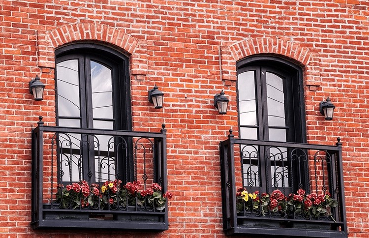 balcons à la française