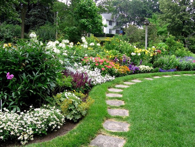 Landscaping of a garden plot