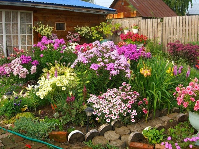 Aménagement paysager d'une parcelle de jardin