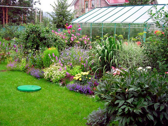 Landscaping of a garden plot