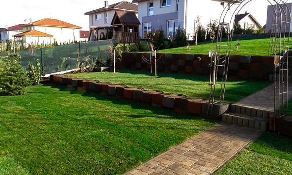 Garden fencing