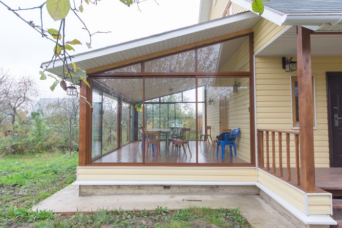 construction of a veranda