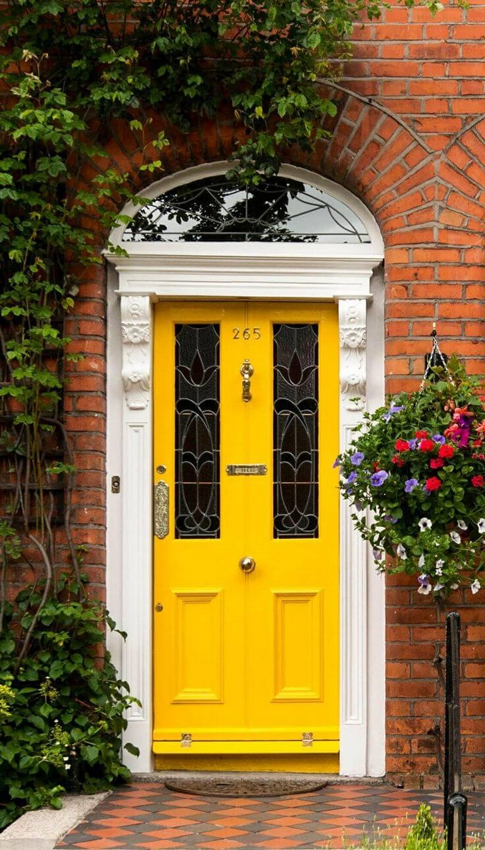 Entrance door